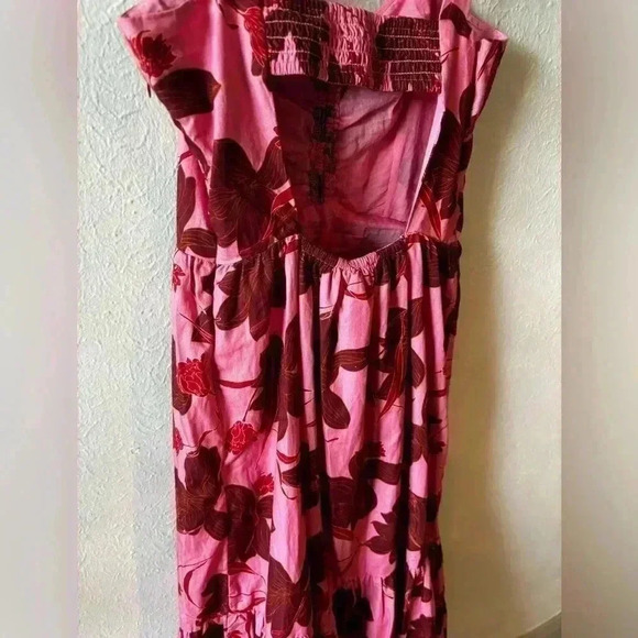 Ruched Front Midi Dress - Picture 6 of 9